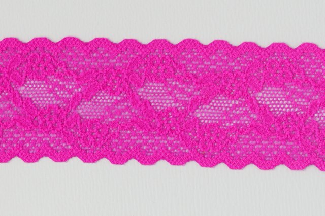 Stretch Lace Trimming 39553 – Pink Hearts